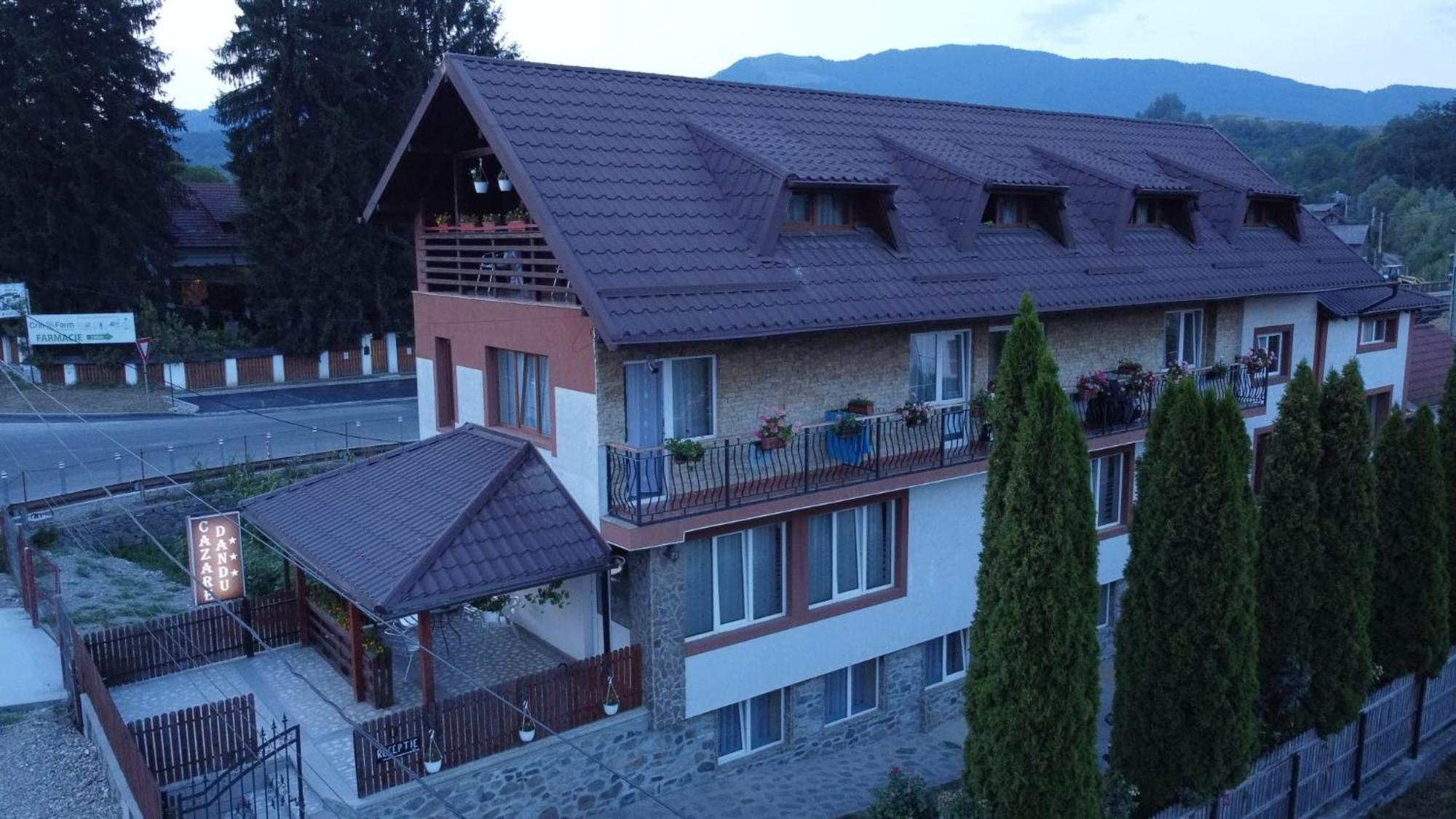 Pensiunea Dandu Corbeni Esterno foto