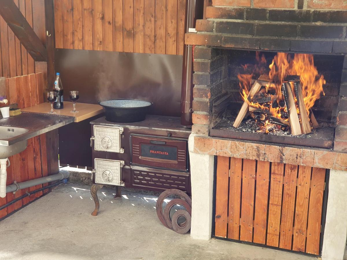 Pensiunea Dandu Corbeni Esterno foto